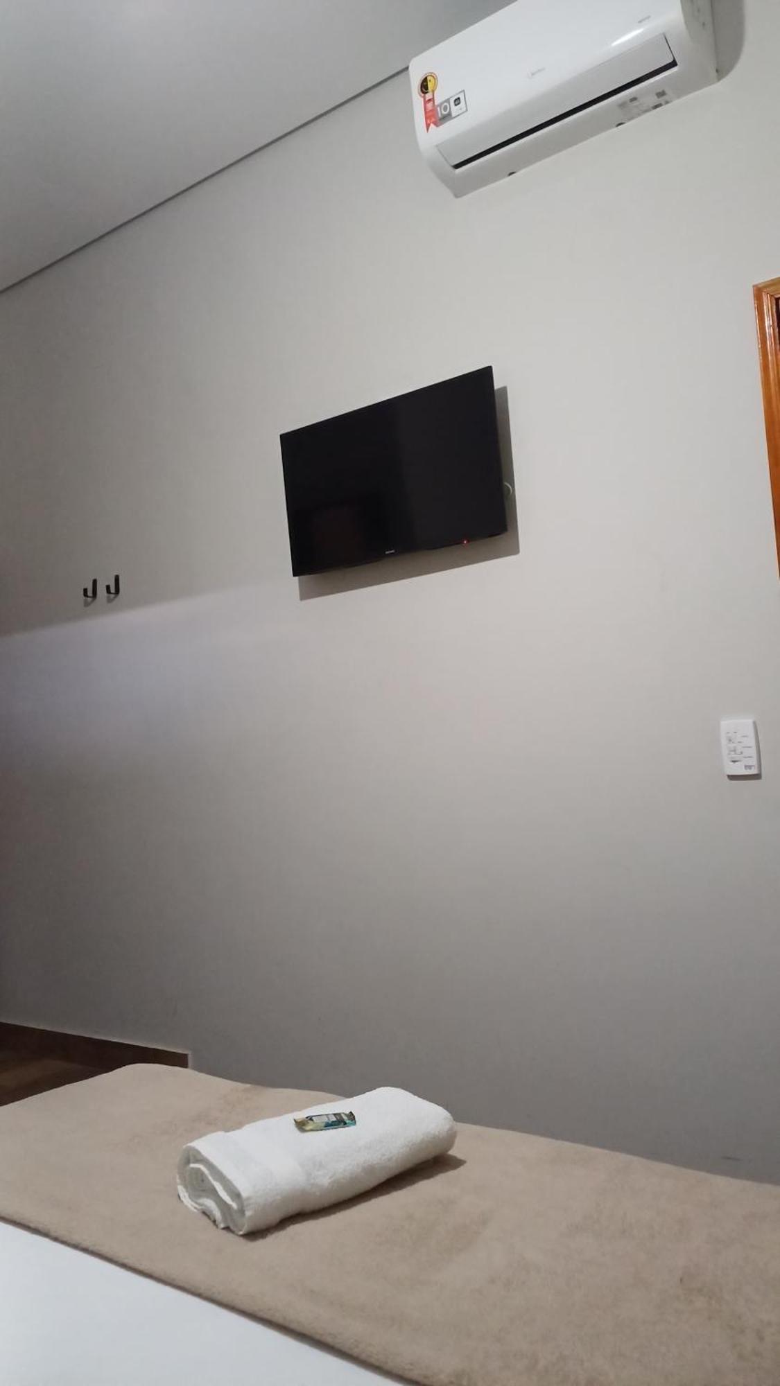 Hotel Nixon Proximo, Rodoviaria, Prefeitura E A Matriz Central Itaí Dış mekan fotoğraf