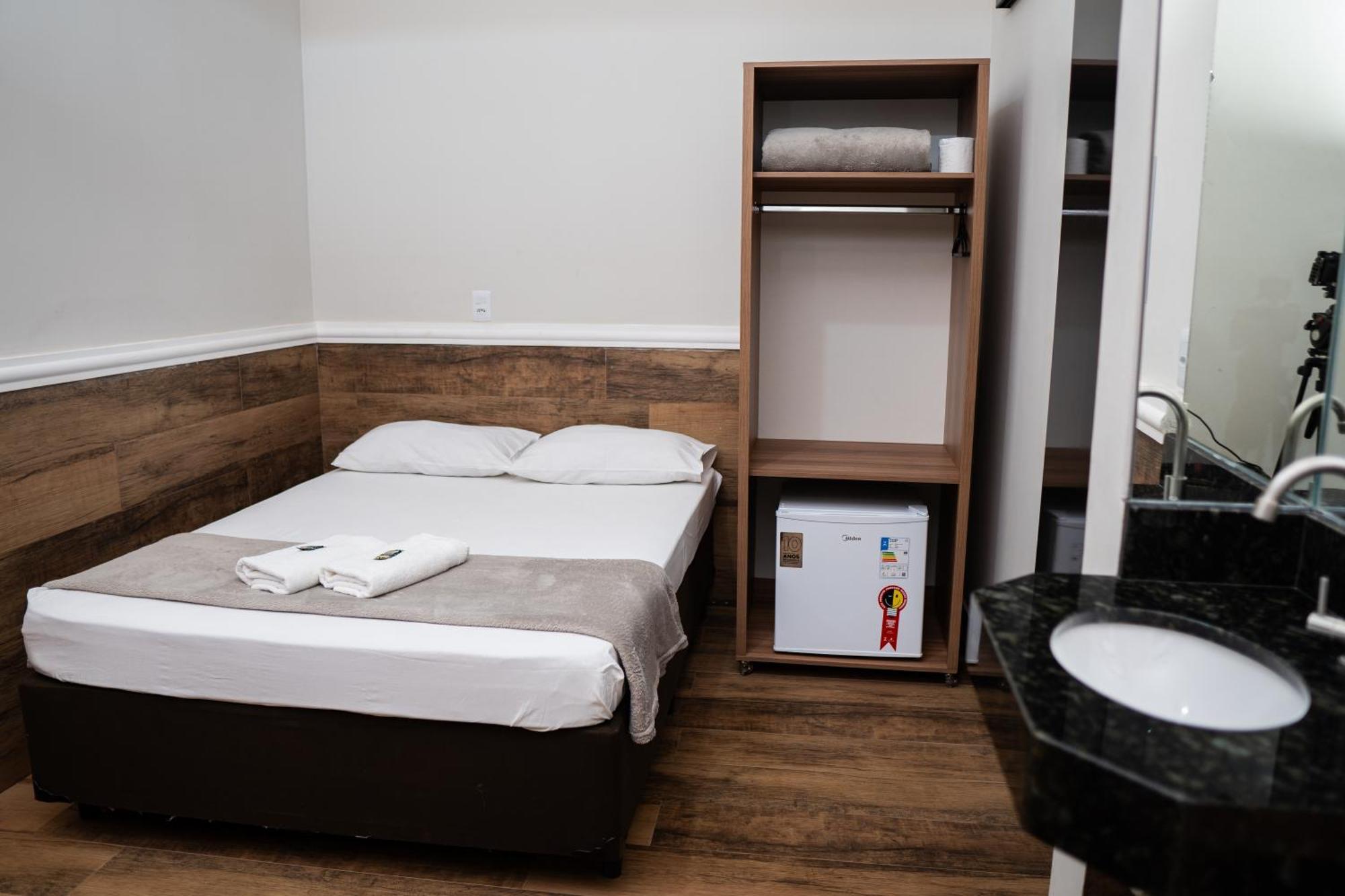 Hotel Nixon Proximo, Rodoviaria, Prefeitura E A Matriz Central Itaí Dış mekan fotoğraf