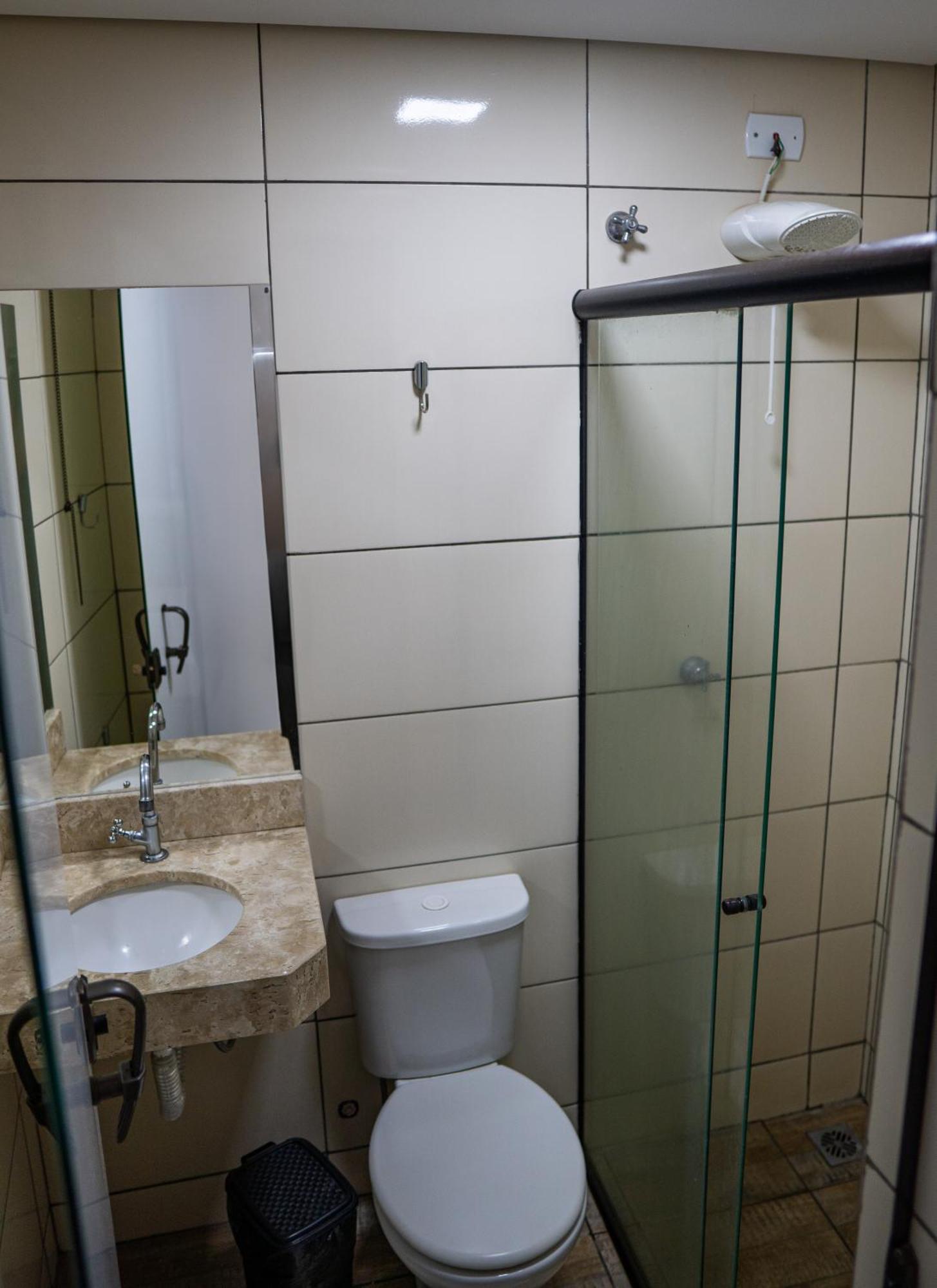 Hotel Nixon Proximo, Rodoviaria, Prefeitura E A Matriz Central Itaí Dış mekan fotoğraf