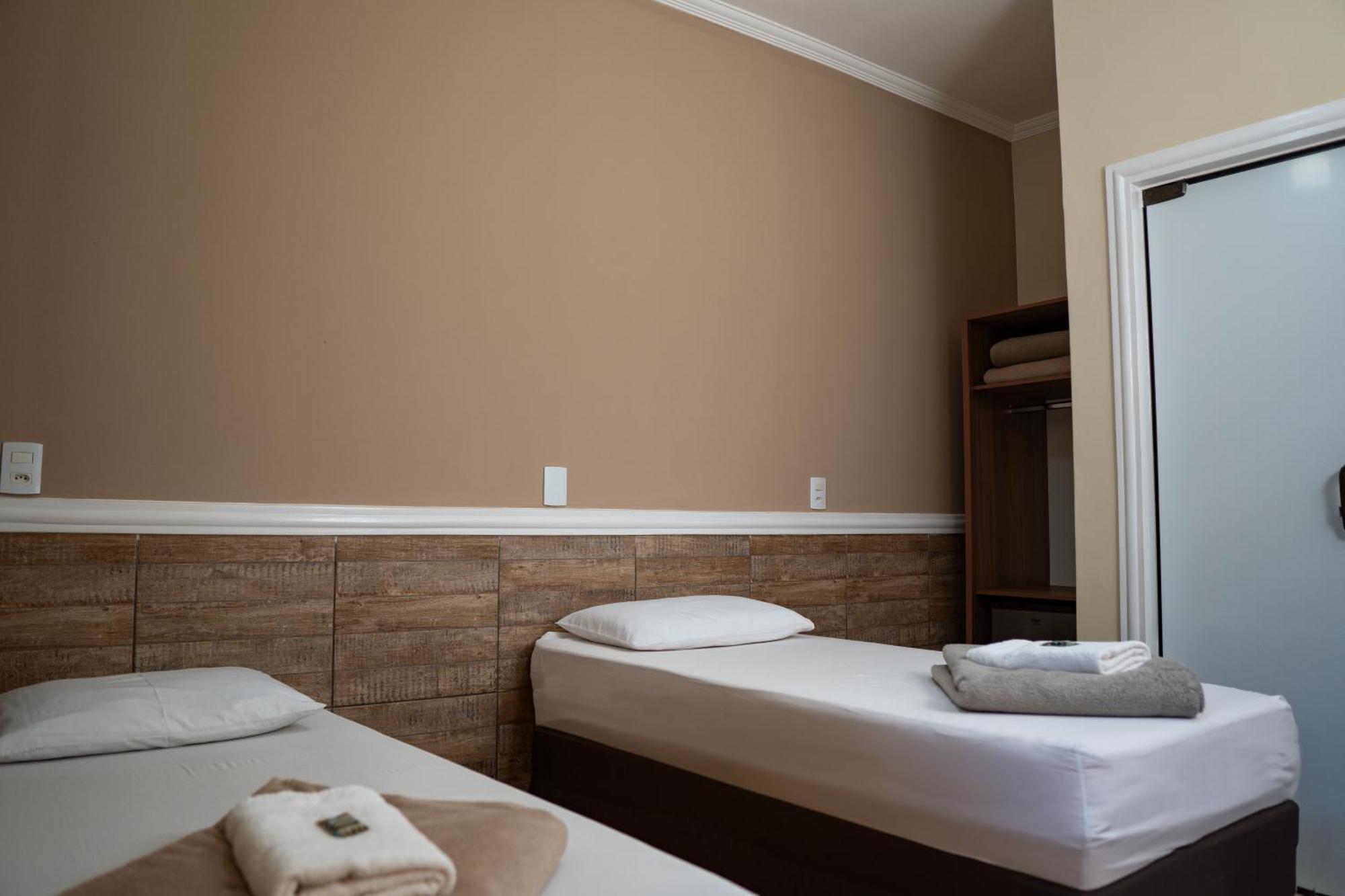 Hotel Nixon Proximo, Rodoviaria, Prefeitura E A Matriz Central Itaí Dış mekan fotoğraf