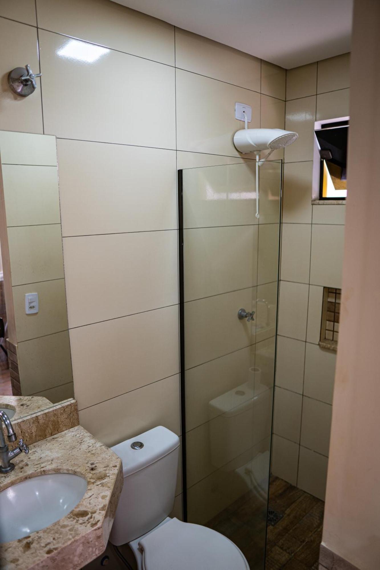Hotel Nixon Proximo, Rodoviaria, Prefeitura E A Matriz Central Itaí Dış mekan fotoğraf