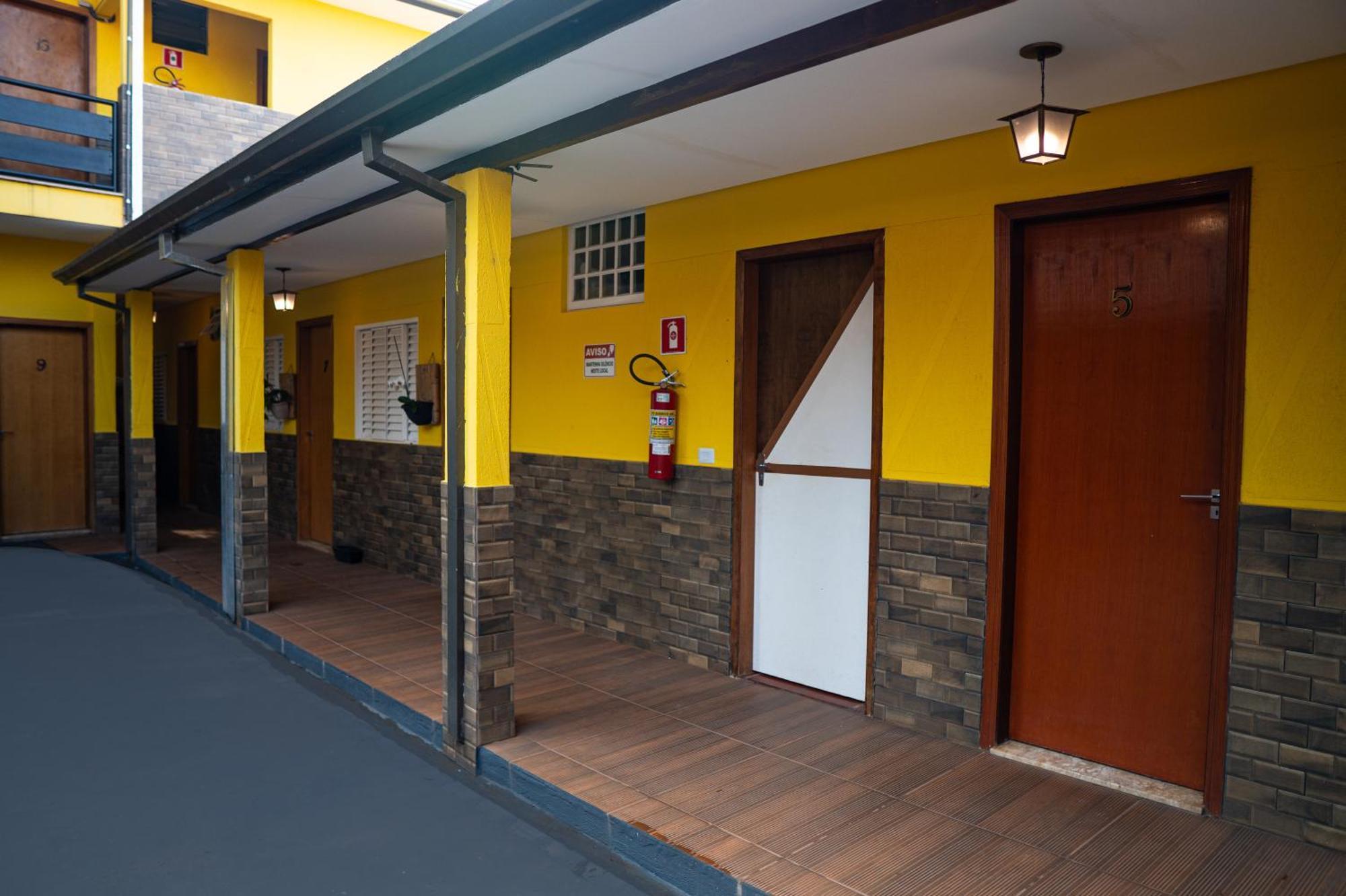 Hotel Nixon Proximo, Rodoviaria, Prefeitura E A Matriz Central Itaí Dış mekan fotoğraf