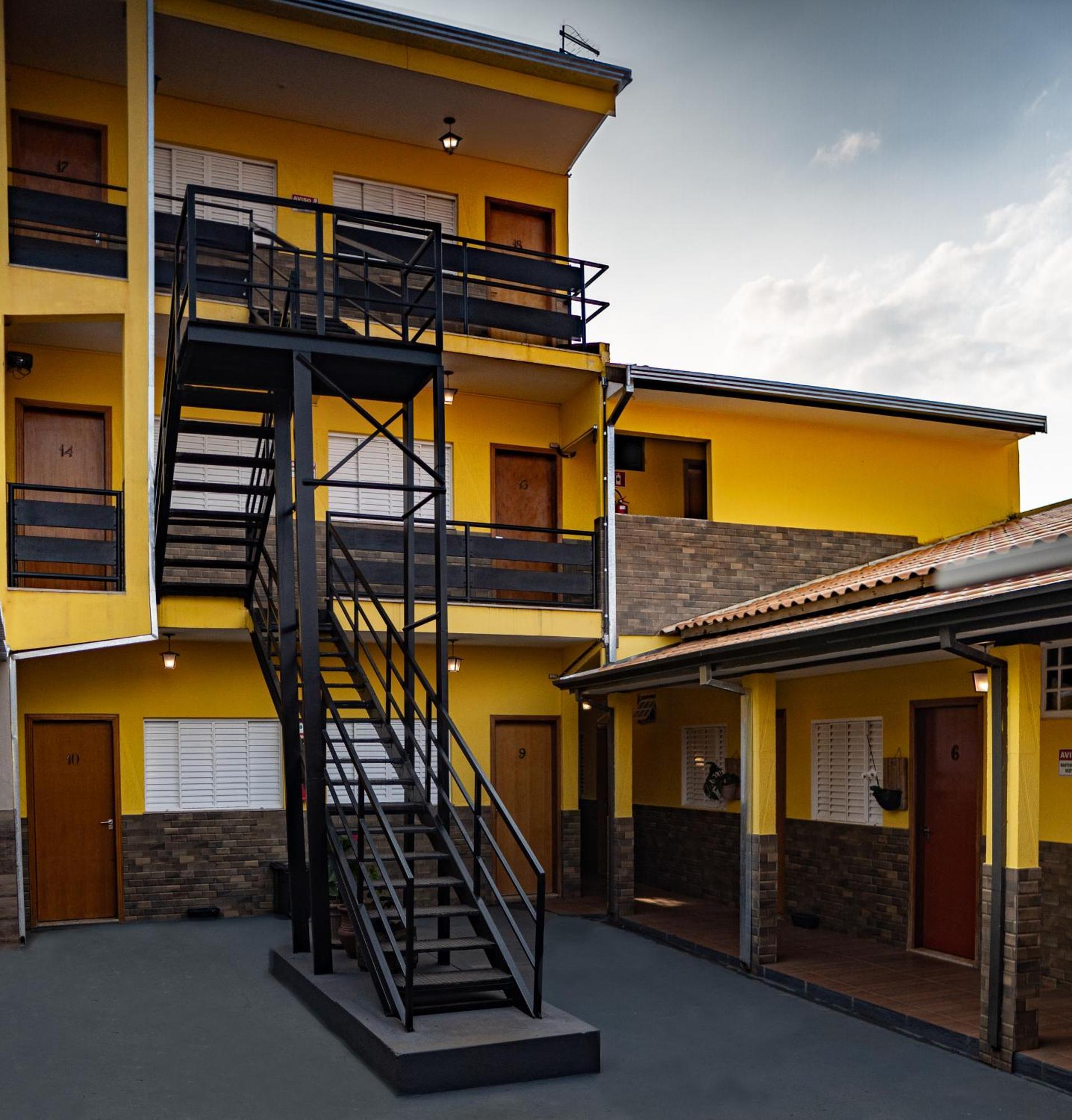 Hotel Nixon Proximo, Rodoviaria, Prefeitura E A Matriz Central Itaí Dış mekan fotoğraf