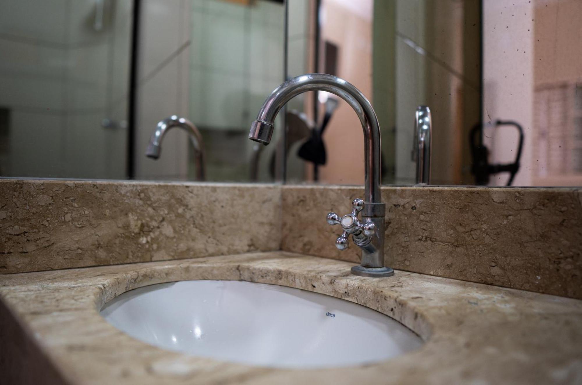 Hotel Nixon Proximo, Rodoviaria, Prefeitura E A Matriz Central Itaí Dış mekan fotoğraf